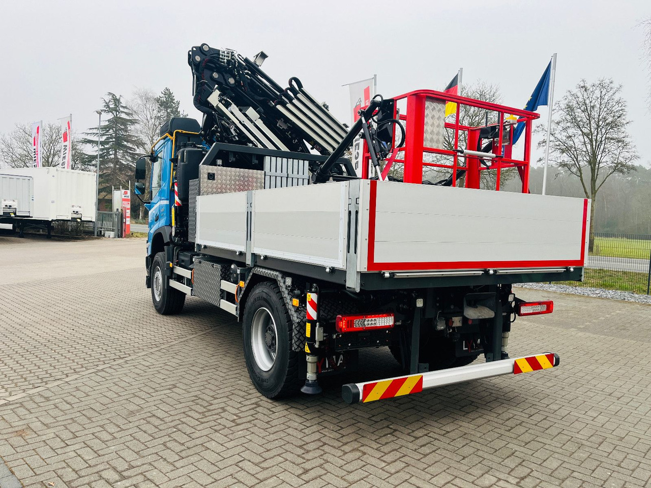 Volvo FMX 500 inkl. F345RB.2.24 & L324 +V20 & Korb - Kraanwagen: afbeelding 4 Volvo FMX 500 inkl. F345RB.2.24 & L324 +V20 & Korb - Kraanwagen: afbeelding 4