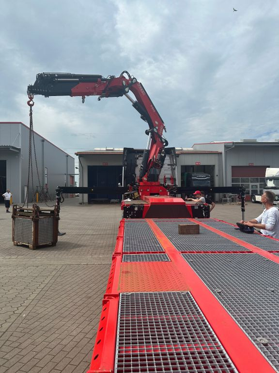 Wiese Stufensattel Tieflader mit Kran Fassi F545 - Dieplader oplegger: afbeelding 4 Wiese Stufensattel Tieflader mit Kran Fassi F545 - Dieplader oplegger: afbeelding 4