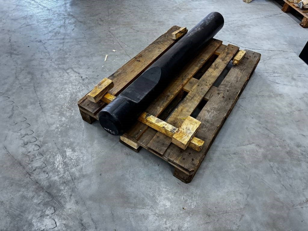 Epiroc Atlas Copco HB3100 HB3000 Blunt Tool Stampfmeißel - Hydraulische hamer voor Bouwmachine: afbeelding 1 Epiroc Atlas Copco HB3100 HB3000 Blunt Tool Stampfmeißel - Hydraulische hamer voor Bouwmachine: afbeelding 1