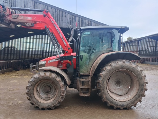 MASSEY FERGUSON 5711M - Tractor: afbeelding 2 MASSEY FERGUSON 5711M - Tractor: afbeelding 2