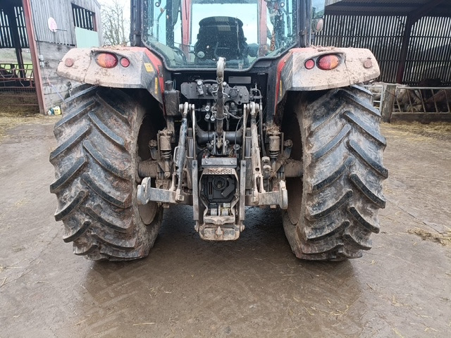 MASSEY FERGUSON 5711M - Tractor: afbeelding 3 MASSEY FERGUSON 5711M - Tractor: afbeelding 3
