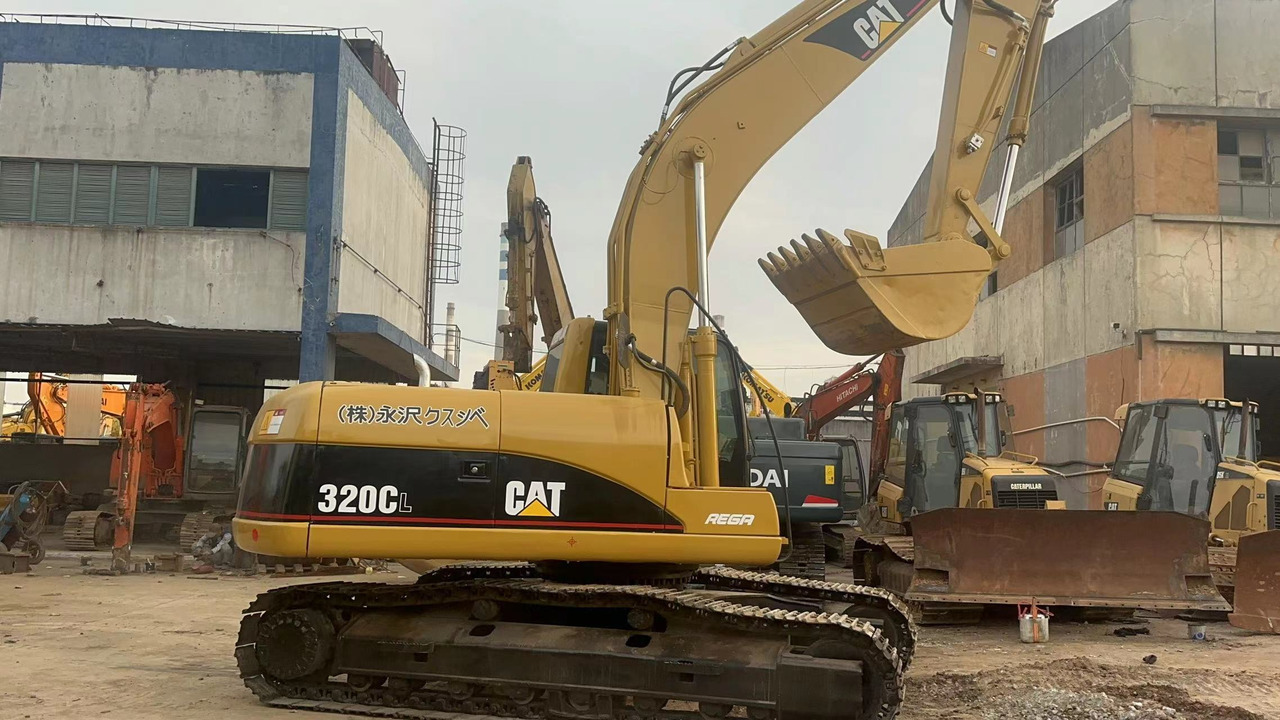 CATERPILLAR 320C 320B 320BL 325B - Rupsgraafmachine: afbeelding 4 CATERPILLAR 320C 320B 320BL 325B - Rupsgraafmachine: afbeelding 4
