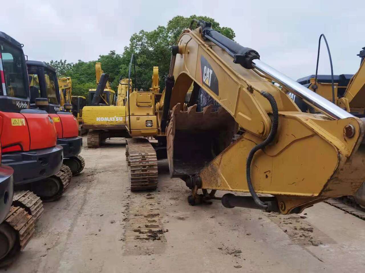 CATERPILLAR 320CL - Rupsgraafmachine: afbeelding 3 CATERPILLAR 320CL - Rupsgraafmachine: afbeelding 3