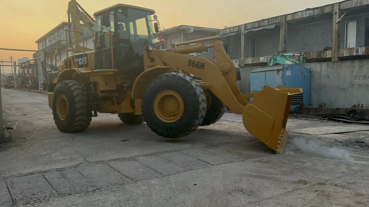 CATERPILLAR 966H - Mobiele graafmachine: afbeelding 3 CATERPILLAR 966H - Mobiele graafmachine: afbeelding 3