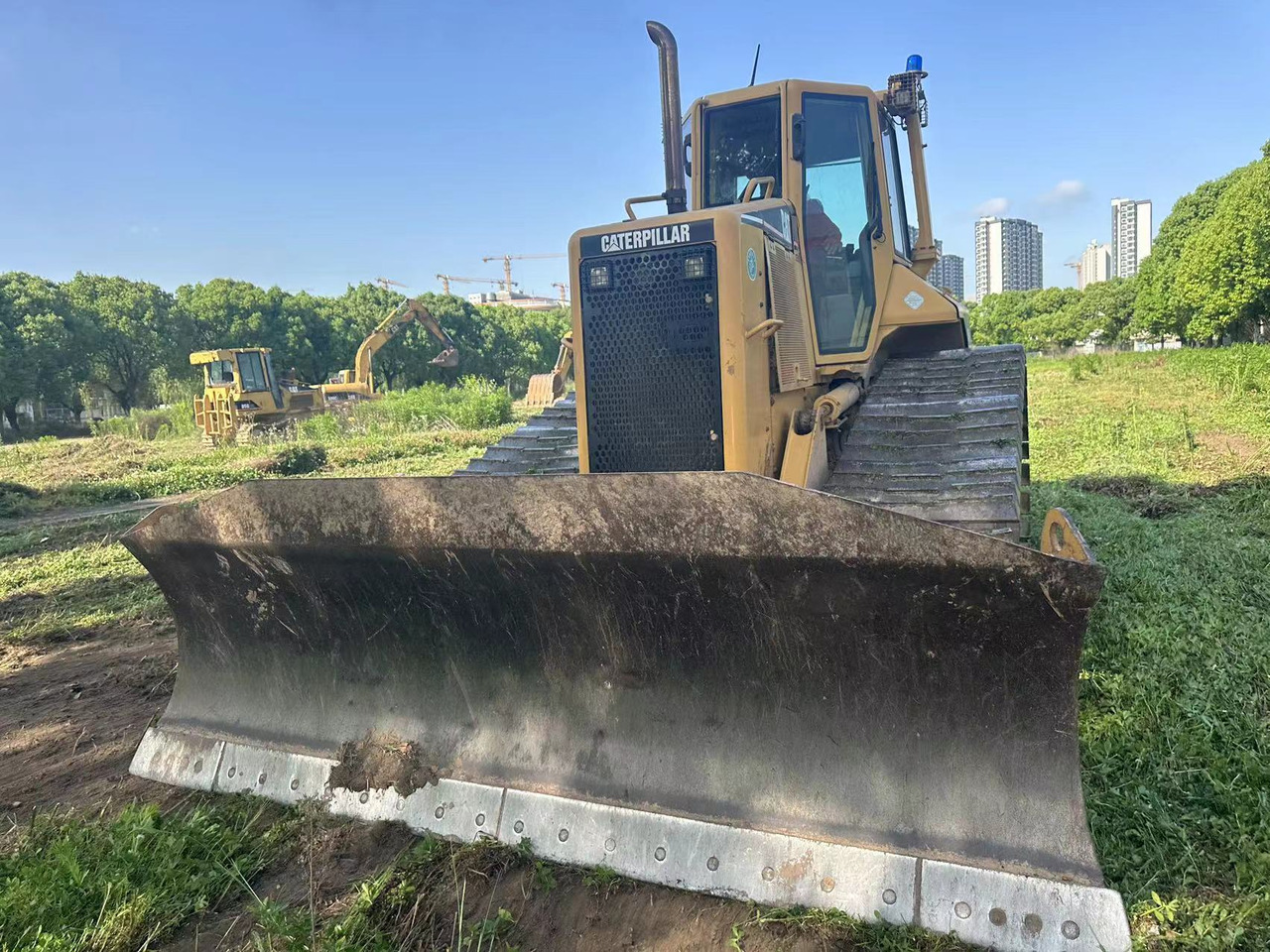 CATERPILLAR D5N - Bulldozer: afbeelding 2 CATERPILLAR D5N - Bulldozer: afbeelding 2