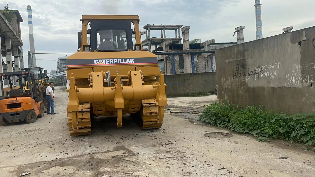 CATERPILLAR D8R - Bulldozer: afbeelding 2 CATERPILLAR D8R - Bulldozer: afbeelding 2