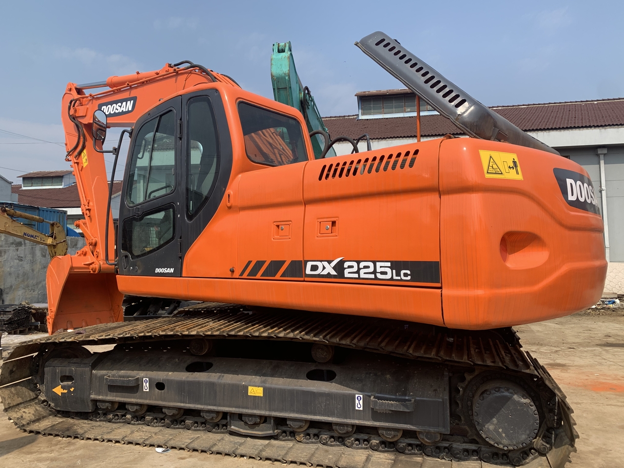 DOOSAN DX225LC-excavator - Rupsgraafmachine: afbeelding 1 DOOSAN DX225LC-excavator - Rupsgraafmachine: afbeelding 1