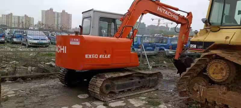 HITACHI EX60 - Rupsgraafmachine: afbeelding 1 HITACHI EX60 - Rupsgraafmachine: afbeelding 1