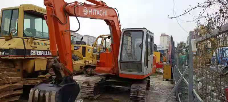 HITACHI EX60 - Rupsgraafmachine: afbeelding 2 HITACHI EX60 - Rupsgraafmachine: afbeelding 2