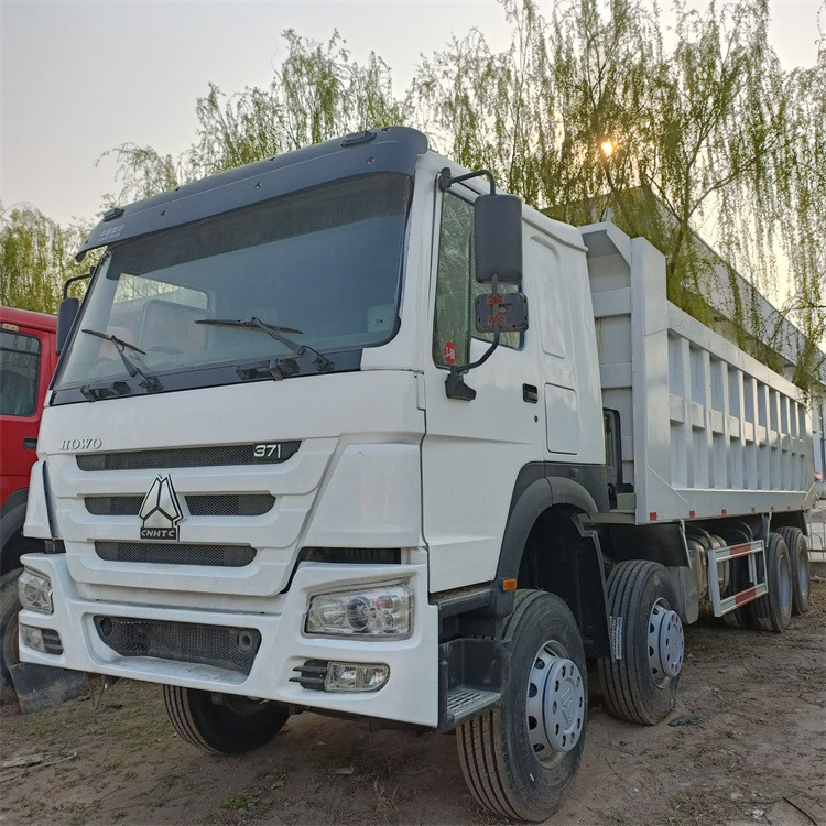 Kipper vrachtwagen HOWO HOWO 371: afbeelding 7
