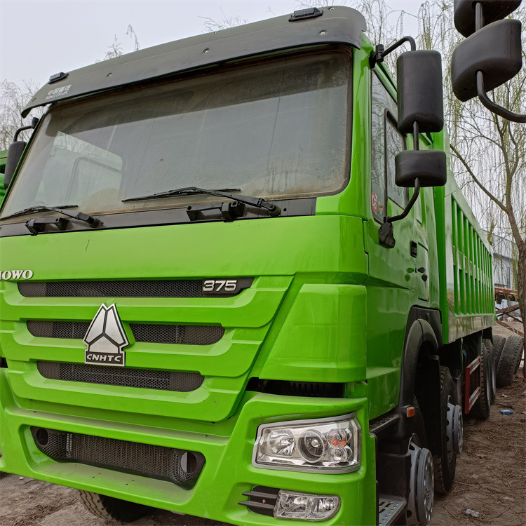 HOWO HOWO 8x4 375hp- Tipper - Kipper vrachtwagen: afbeelding 1 HOWO HOWO 8x4 375hp- Tipper - Kipper vrachtwagen: afbeelding 1