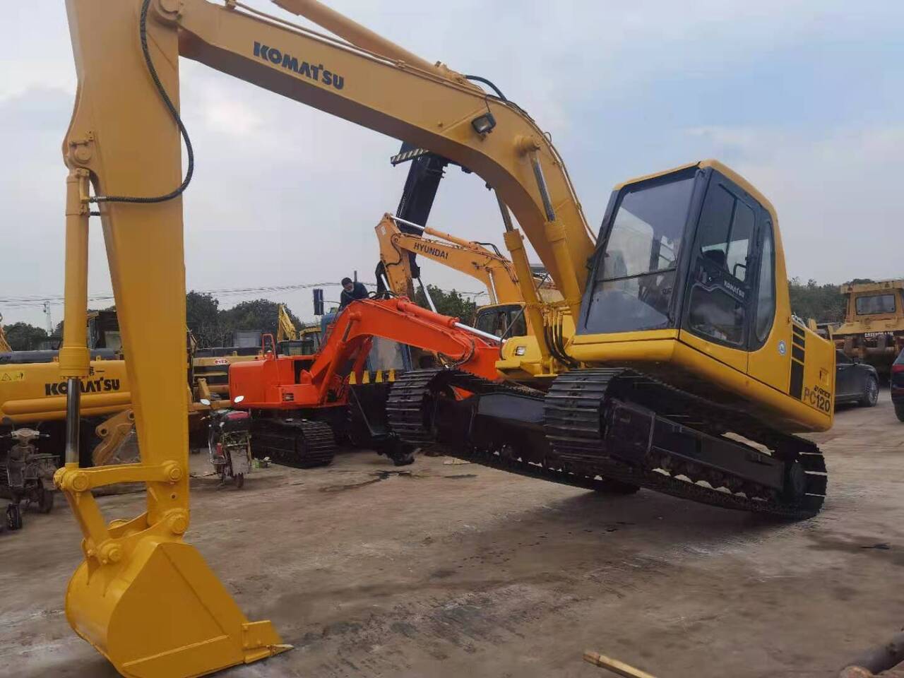 KOMATSU PC120-6 - Rupsgraafmachine: afbeelding 5 KOMATSU PC120-6 - Rupsgraafmachine: afbeelding 5
