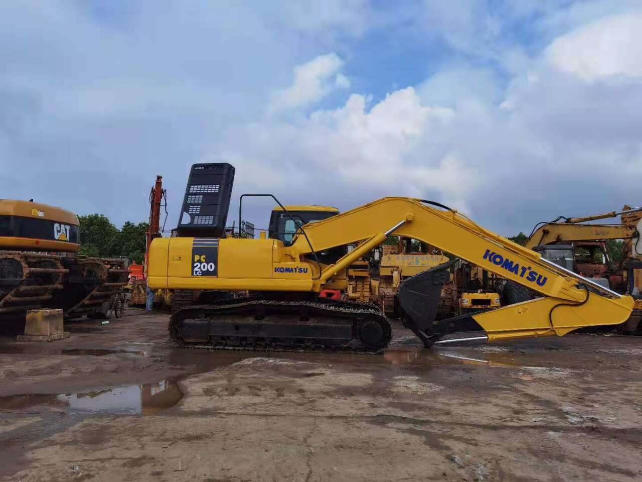 KOMATSU PC200LC - Rupsgraafmachine: afbeelding 5 KOMATSU PC200LC - Rupsgraafmachine: afbeelding 5