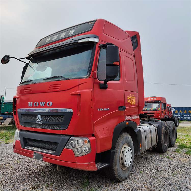 HOWO T7H-540 tractor - Trekker: afbeelding 1 HOWO T7H-540 tractor - Trekker: afbeelding 1