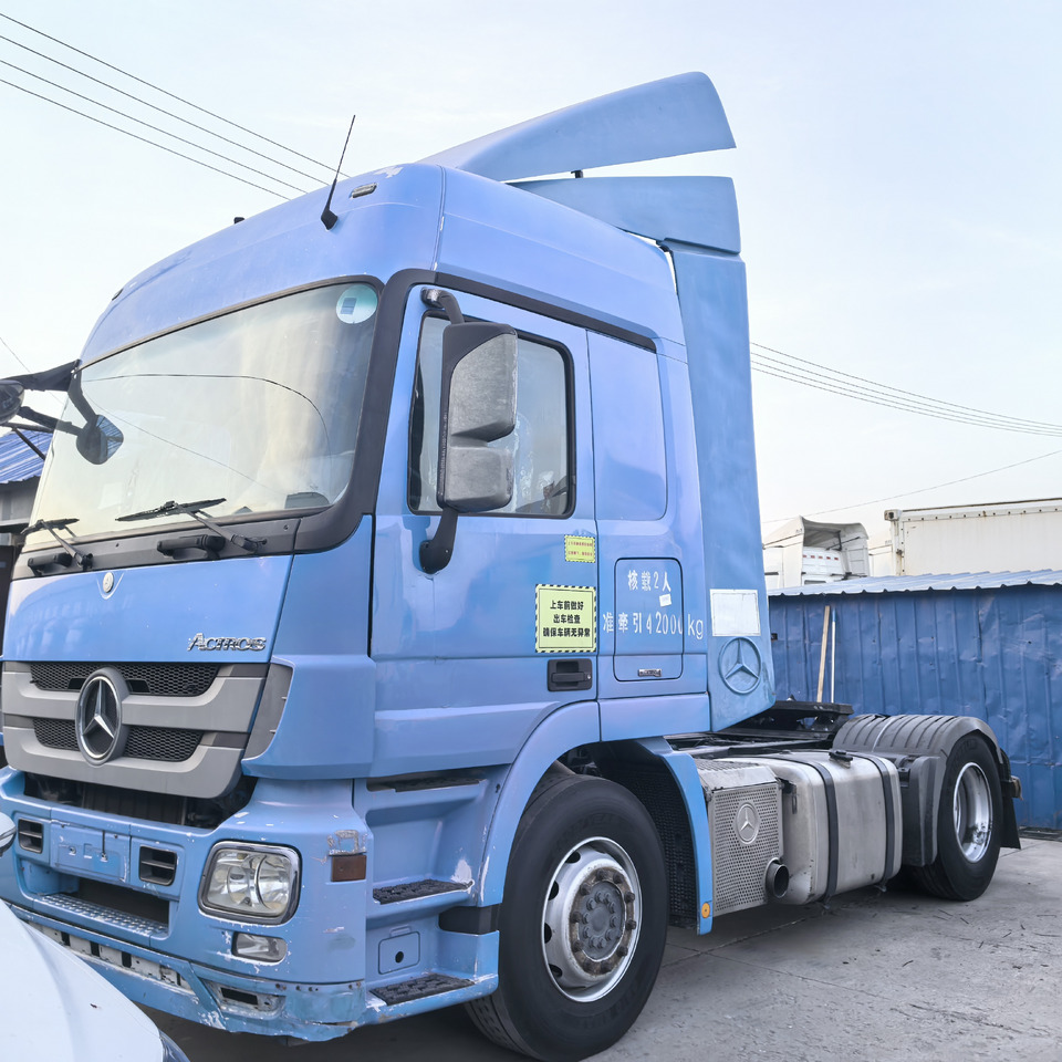 Mercedes-Benz 1841 4x2 - Trekker: afbeelding 1 Mercedes-Benz 1841 4x2 - Trekker: afbeelding 1