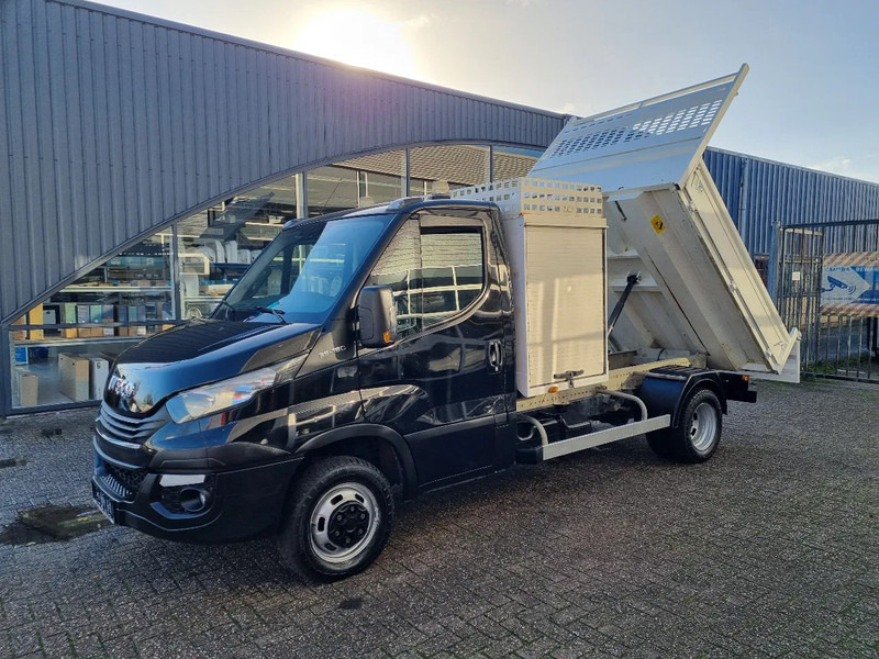 Iveco Daily 35C18 3.0D Kipper Hi-Matic Euro 6 GVW 3500 kg - Kipper bestelwagen: afbeelding 5 Iveco Daily 35C18 3.0D Kipper Hi-Matic Euro 6 GVW 3500 kg - Kipper bestelwagen: afbeelding 5