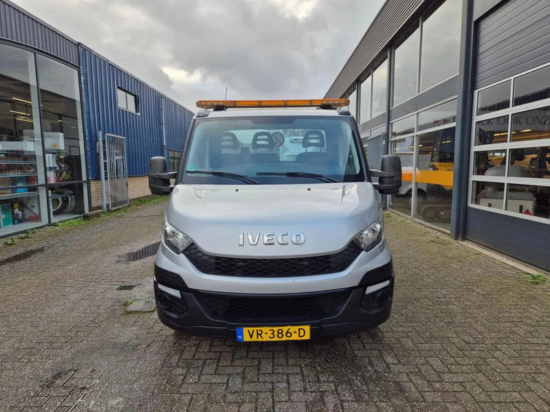 Iveco Daily 40C17 3.0D Pritsche/ Openlaadbak 470 cm lang - Bestelwagen met open laadbak: afbeelding 4 Iveco Daily 40C17 3.0D Pritsche/ Openlaadbak 470 cm lang - Bestelwagen met open laadbak: afbeelding 4