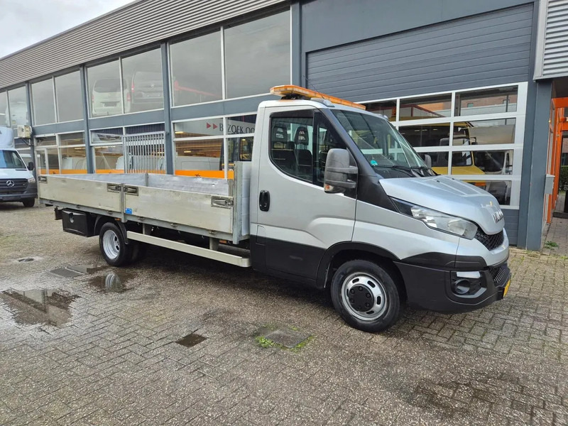 Iveco Daily 40C17 3.0D Pritsche/ Openlaadbak 470 cm lang - Bestelwagen met open laadbak: afbeelding 1 Iveco Daily 40C17 3.0D Pritsche/ Openlaadbak 470 cm lang - Bestelwagen met open laadbak: afbeelding 1