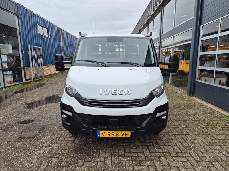 Iveco Daily 50C18 Pritsche 3.0D Euro 6 Hi-Matic GVW 3500 kg - Bestelwagen met open laadbak: afbeelding 3 Iveco Daily 50C18 Pritsche 3.0D Euro 6 Hi-Matic GVW 3500 kg - Bestelwagen met open laadbak: afbeelding 3