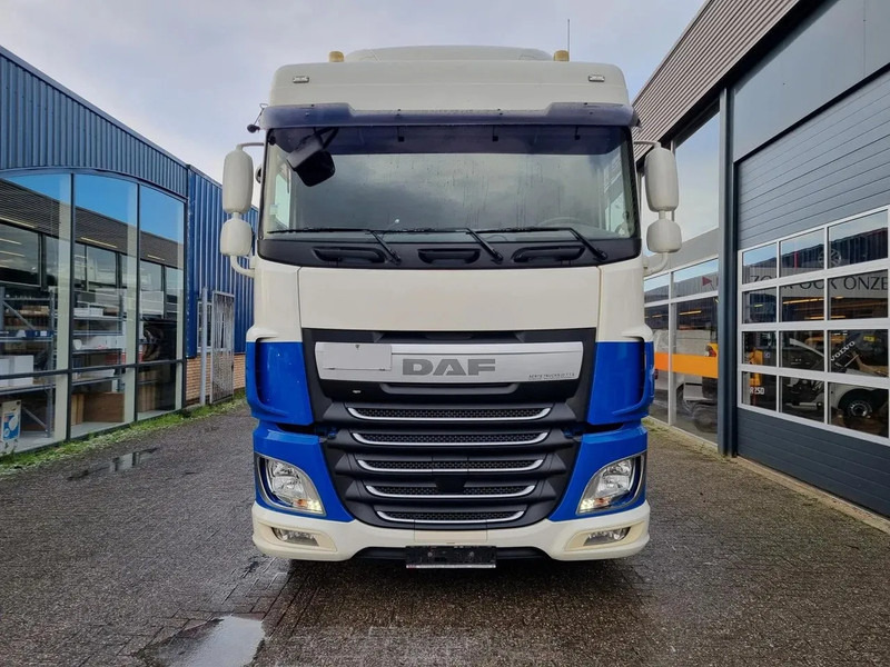 DAF XF 106.440 EURO 6/ Intarder/ Webasto/ ADR / Klima - Trekker: afbeelding 3 DAF XF 106.440 EURO 6/ Intarder/ Webasto/ ADR / Klima - Trekker: afbeelding 3