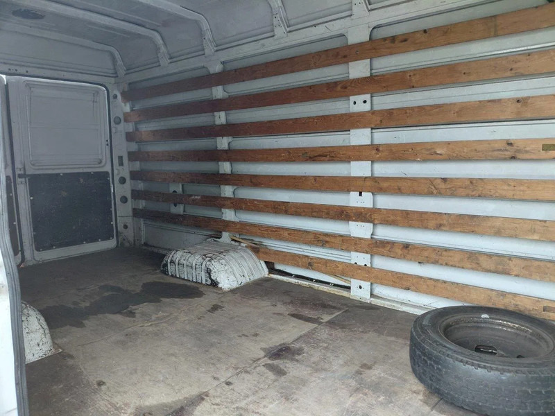 Kleine bestelwagen Mercedes-Benz 512 D: afbeelding 12 Kleine bestelwagen Mercedes-Benz 512 D: afbeelding 12