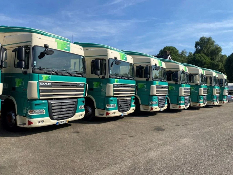 DAF XF 105.410 4 PIECES AVAILABLE - Trekker: afbeelding 2 DAF XF 105.410 4 PIECES AVAILABLE - Trekker: afbeelding 2