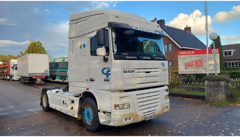 DAF XF 105.410 - Trekker: afbeelding 2 DAF XF 105.410 - Trekker: afbeelding 2