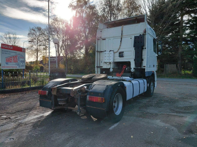 DAF XF 95.430 4x2 MANUAL ZF GEARBOX !! EURO 3 Engine !! - Trekker: afbeelding 3 DAF XF 95.430 4x2 MANUAL ZF GEARBOX !! EURO 3 Engine !! - Trekker: afbeelding 3