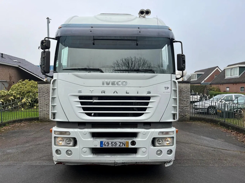 Iveco Stralis 440.48 MANUAL ZF GEARBOX ORIGINAL LOW MILEAGE - Trekker: afbeelding 2 Iveco Stralis 440.48 MANUAL ZF GEARBOX ORIGINAL LOW MILEAGE - Trekker: afbeelding 2
