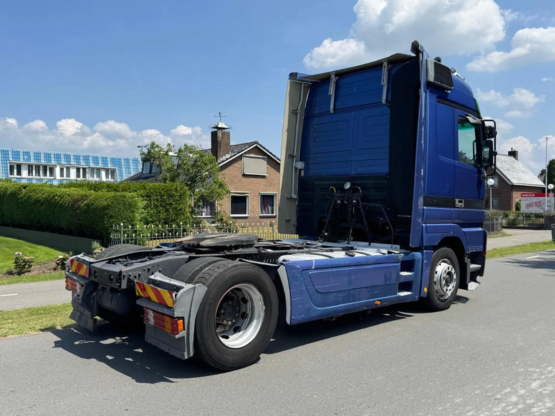 Mercedes-Benz Actros 1848 V8 EPS 3 PEDAL WITH RETARDER AND AIRCO - Trekker: afbeelding 4 Mercedes-Benz Actros 1848 V8 EPS 3 PEDAL WITH RETARDER AND AIRCO - Trekker: afbeelding 4