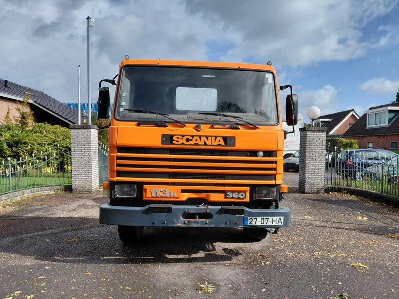 Scania P113-360 6x4 TRUCKHEAD FULL STEEL SPRING BIG AXLES - Trekker: afbeelding 2 Scania P113-360 6x4 TRUCKHEAD FULL STEEL SPRING BIG AXLES - Trekker: afbeelding 2