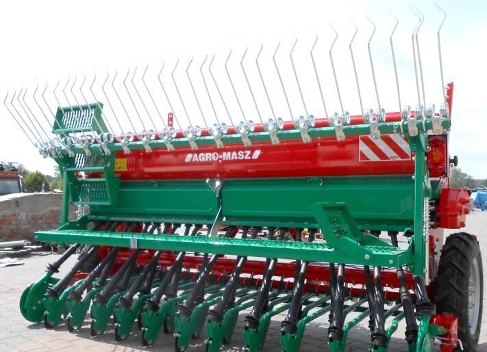 AGRO-MASZ SR-300 / SEMBRADORA MECÁNICA - Zaaimachine: afbeelding 1 AGRO-MASZ SR-300 / SEMBRADORA MECÁNICA - Zaaimachine: afbeelding 1