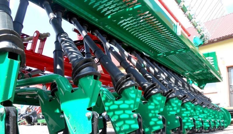 AGRO-MASZ SR-300 / SEMBRADORA MECÁNICA - Zaaimachine: afbeelding 4 AGRO-MASZ SR-300 / SEMBRADORA MECÁNICA - Zaaimachine: afbeelding 4