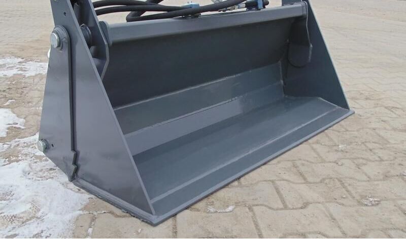 Metal-Technik 4 in 1 Schaufel / Łycha 4 w 1 / Cucharón 4 en 1 - Voorladerbak: afbeelding 4 Metal-Technik 4 in 1 Schaufel / Łycha 4 w 1 / Cucharón 4 en 1 - Voorladerbak: afbeelding 4