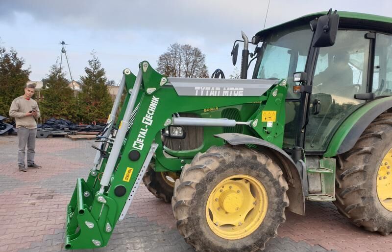 Metal-Technik Frontlader John Deere MT-03 / Ładowacz czołowy John Deere MT-03 - Voorlader voor tractor voor Tractor: afbeelding 2 Metal-Technik Frontlader John Deere MT-03 / Ładowacz czołowy John Deere MT-03 - Voorlader voor tractor voor Tractor: afbeelding 2