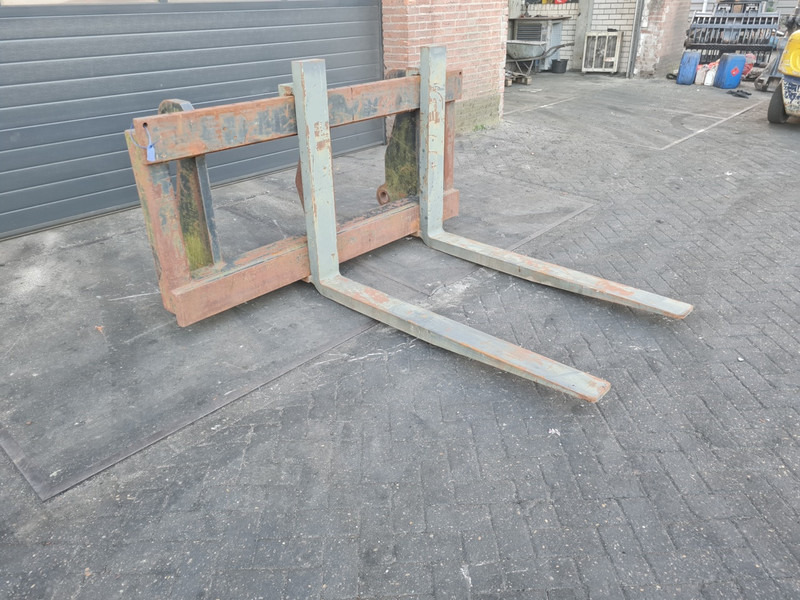 Vorkenbord volvo pallet tines volvo l - Vorken voor Bouwmachine: afbeelding 3 Vorkenbord volvo pallet tines volvo l - Vorken voor Bouwmachine: afbeelding 3
