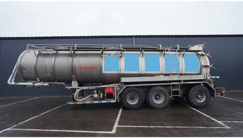 Burg 3 AXLE WATER TANK 29.975LTR - Tankoplegger: afbeelding 1 Burg 3 AXLE WATER TANK 29.975LTR - Tankoplegger: afbeelding 1