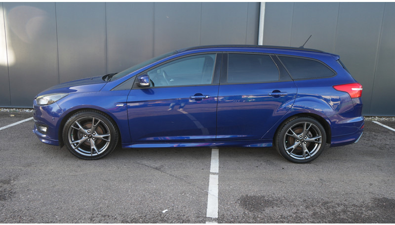 Ford Focus WAGON 1.5TDCI ST-Line - Minibus, Personenvervoer: afbeelding 1 Ford Focus WAGON 1.5TDCI ST-Line - Minibus, Personenvervoer: afbeelding 1
