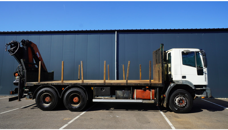 Iveco EUROTRAKKER CURSOR 350 6X4 FLATBED WITH PALFINGER PK 20002 CRANE - Kraanwagen: afbeelding 4 Iveco EUROTRAKKER CURSOR 350 6X4 FLATBED WITH PALFINGER PK 20002 CRANE - Kraanwagen: afbeelding 4