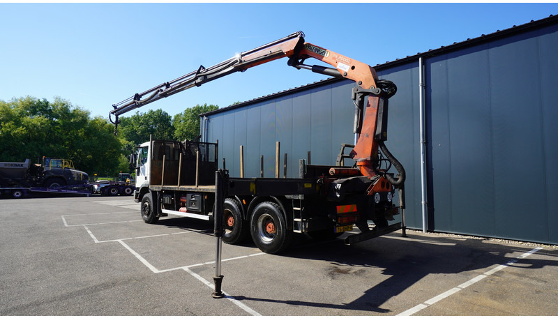 Iveco EUROTRAKKER CURSOR 350 6X4 FLATBED WITH PALFINGER PK 20002 CRANE - Kraanwagen: afbeelding 3 Iveco EUROTRAKKER CURSOR 350 6X4 FLATBED WITH PALFINGER PK 20002 CRANE - Kraanwagen: afbeelding 3