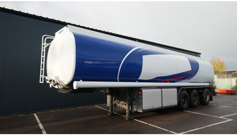 LAG 3 AXLE ADR FUEL TANK TRAILER 45.000ltr - Tankoplegger: afbeelding 2 LAG 3 AXLE ADR FUEL TANK TRAILER 45.000ltr - Tankoplegger: afbeelding 2