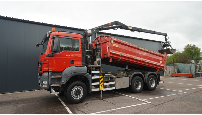 MAN TGS 28.400 6X6 2 SIDE TIPPER WITH HMF 1643 CRANE 376.400KM - Kraanwagen: afbeelding 3 MAN TGS 28.400 6X6 2 SIDE TIPPER WITH HMF 1643 CRANE 376.400KM - Kraanwagen: afbeelding 3