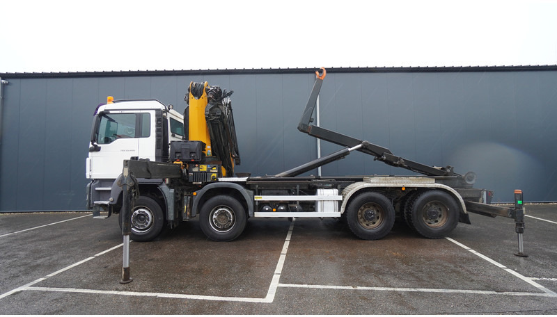 MAN TGS 35.400 8X4 HOOKARM SYSTEM WITH EFFER 305/11/6S - Kraanwagen: afbeelding 4 MAN TGS 35.400 8X4 HOOKARM SYSTEM WITH EFFER 305/11/6S - Kraanwagen: afbeelding 4