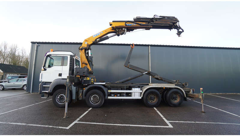 MAN TGS 35.400 8X4 HOOKARM SYSTEM WITH EFFER 305/11/6S - Kraanwagen: afbeelding 1 MAN TGS 35.400 8X4 HOOKARM SYSTEM WITH EFFER 305/11/6S - Kraanwagen: afbeelding 1