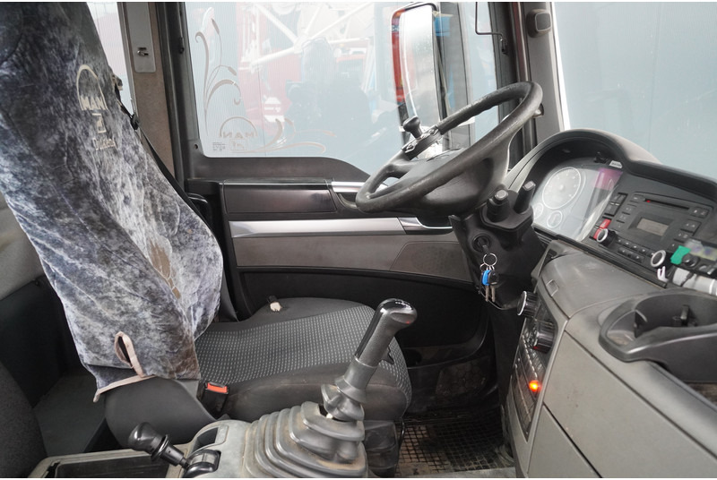 MAN TGS 35.400 8x4 HOOKARM SYSTEM MANUAL GEARBOX - Haakarmsysteem vrachtwagen: afbeelding 5 MAN TGS 35.400 8x4 HOOKARM SYSTEM MANUAL GEARBOX - Haakarmsysteem vrachtwagen: afbeelding 5