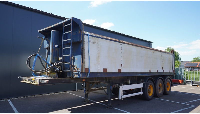 Renders 3 AXLE TIPPER TRAILER - Kipper oplegger: afbeelding 2 Renders 3 AXLE TIPPER TRAILER - Kipper oplegger: afbeelding 2