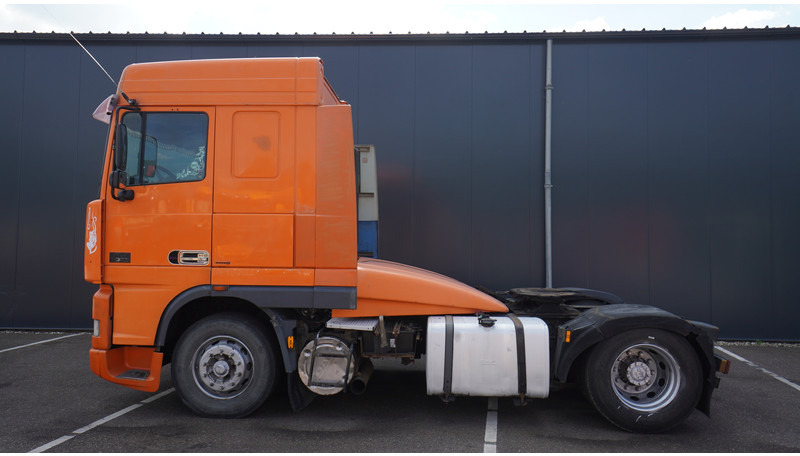 DAF XF 95.380 SC MANUAL GEARBOX - Trekker: afbeelding 1 DAF XF 95.380 SC MANUAL GEARBOX - Trekker: afbeelding 1