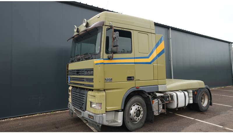 DAF XF 95.430 EURO 3 MANUAL GEARBOX - Trekker: afbeelding 3 DAF XF 95.430 EURO 3 MANUAL GEARBOX - Trekker: afbeelding 3