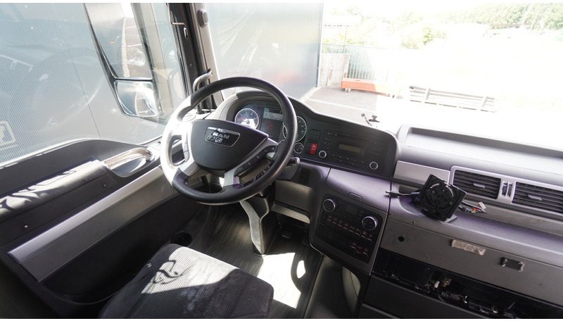 MAN TGX 18.400 EURO 5 802.000KM - Trekker: afbeelding 5 MAN TGX 18.400 EURO 5 802.000KM - Trekker: afbeelding 5