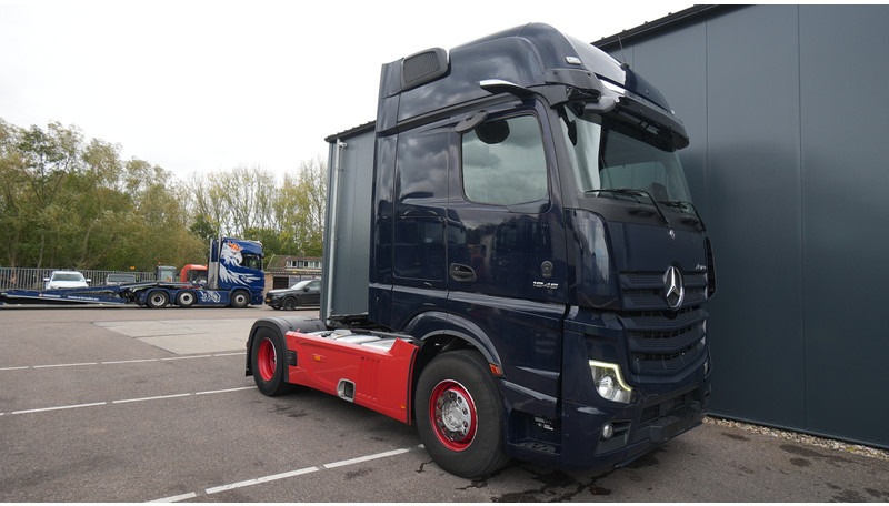 Mercedes-Benz ACTROS 1945 GIGASPACE 649.700KM - Trekker: afbeelding 4 Mercedes-Benz ACTROS 1945 GIGASPACE 649.700KM - Trekker: afbeelding 4